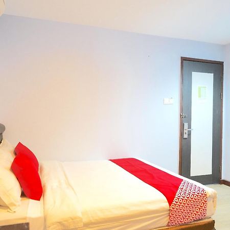 Super Oyo 89544 Utama Inn Bintulu Dış mekan fotoğraf